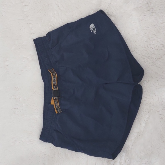 THE NORTH FACE SHORT. - Picture 3 of 14